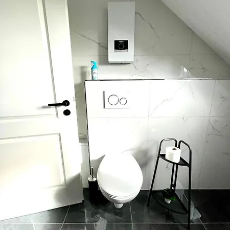 Hammer بيت ضيافة Mensfelden